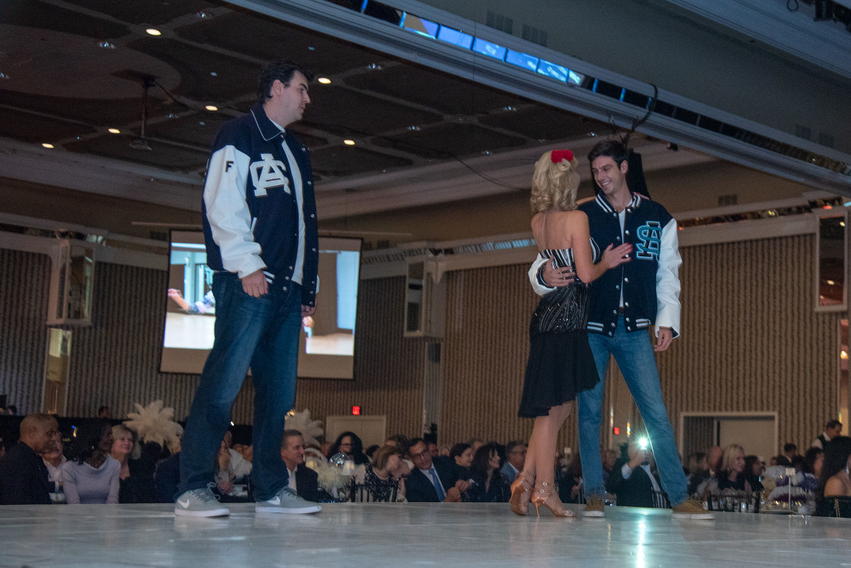 110318_acw_dancinggallery-224.jpg